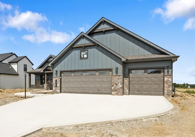 Photo 3 of Manufactured home for sale at 12342 Blue Jay Trl, Fort Wayne, IN 46814 | MLS# 202625882 | Listing updated on 2026-09-08