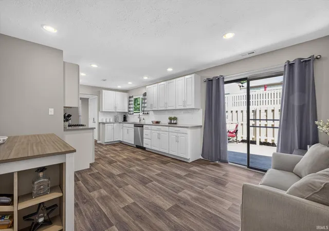 Photo 4 of Condo for sale at 9126 S Greenridge Ln, Bloomington, IN 47401 | MLS# 202626643 | Listing updated on 2026-09-21