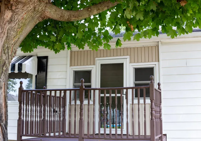 Photo 3 of Manufactured home for sale at 306 N Holland St, Muncie, IN 47303 | MLS# 202627576 | Listing updated on 2026-10-23