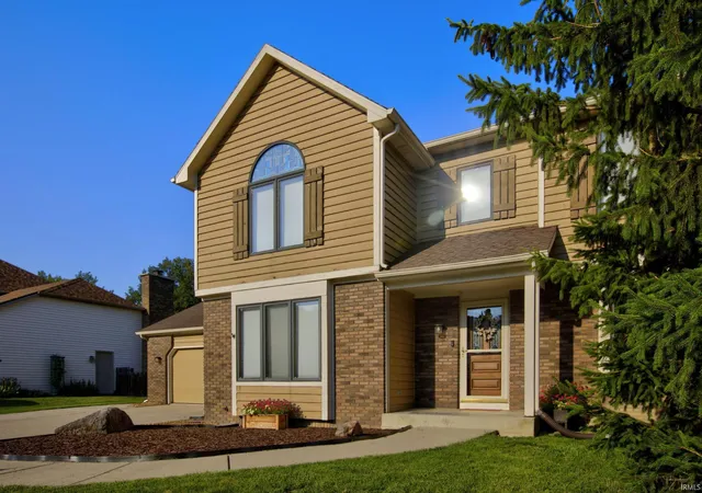 Photo 3 of Sale Pending at 5420 Litchfield Rd, Fort Wayne, IN 46835 | MLS# 202628415 | Listing updated on 2026-09-05