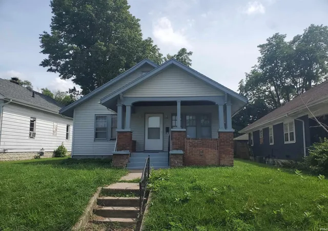 Photo 1 of Sale Pending at 128 E Irvington St, South Bend, IN 46614 | MLS# 202629011 | Listing updated on 2026-10-20