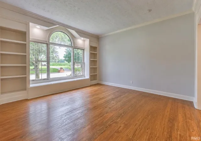 Photo 4 of Sale Pending at 7555 Youngs Ct, Newburgh, IN 47630 | MLS# 202629730 | Listing updated on 2026-10-29