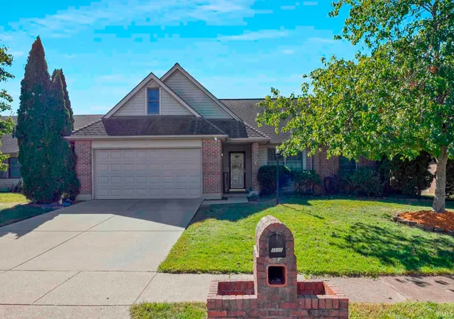 Single family home for sale at 3805 Pine Needle Point, Evansville, IN 47715 | MLS# 202629757