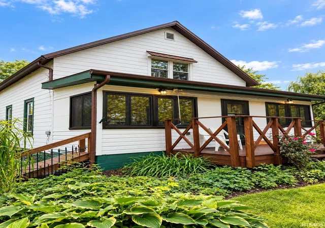 Photo 3 of Single family home for sale at 1316 W Wabash Ave, Logansport, IN 46947 | MLS# 202629835 | Listing updated on 2026-10-21