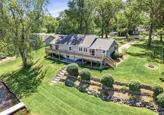 Photo 3 of Manufactured home for sale at 10287 Vistula Rd, Osceola, IN 46561 | MLS# 202629945 | Listing updated on 2026-09-02