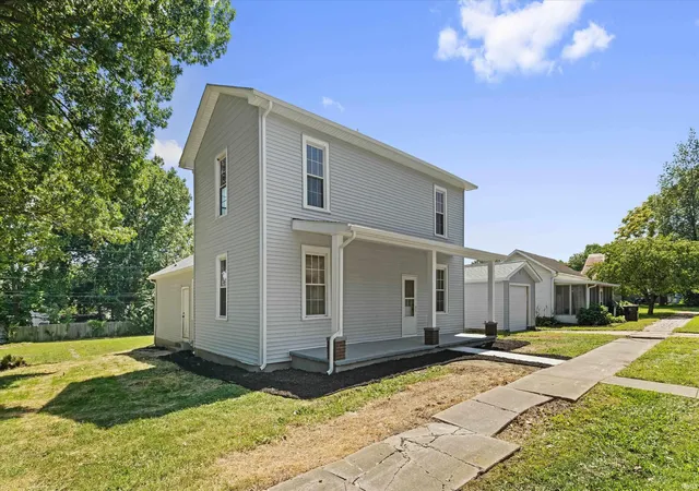 Photo 1 of Manufactured home for sale at 324 W 9th Street, Mount Vernon, IN 47620 | MLS# 202630317 | Listing updated on 2026-09-10