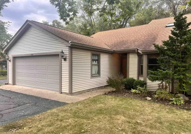 Photo 1 of Condo for sale at 905 Salem Pl, Lafayette, IN 47904 | MLS# 202630397 | Listing updated on 2026-09-21