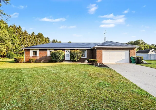 Photo 2 of Manufactured home for sale at 57161 Clona Ct, South Bend, IN 46619 | MLS# 202630767 | Listing updated on 2026-09-25