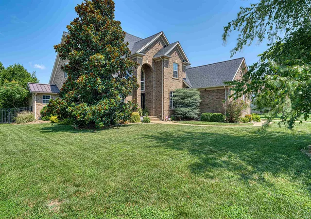 Photo 2 of Sale Pending at 5688 Victoria Blfs Dr, Newburgh, IN 47630 | MLS# 202631016 | Listing updated on 2026-09-28