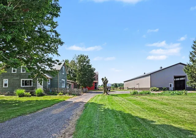Photo 2 of Manufactured home for sale at 20516 County Rd 36, Goshen, IN 46526 | MLS# 202631071 | Listing updated on 2026-09-18