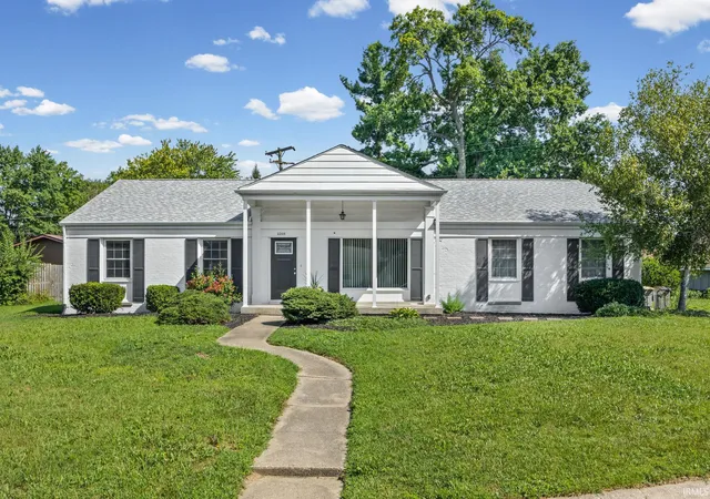 Photo 2 of Manufactured home for sale at 2205 Miami Trl, West Lafayette, IN 47906 | MLS# 202631533 | Listing updated on 2026-09-10