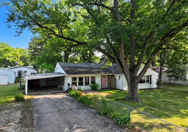 Photo 1 of Manufactured home for sale at 438 W Jefferson St, Winamac, IN 46996 | MLS# 202632013 | Listing updated on 2026-09-18