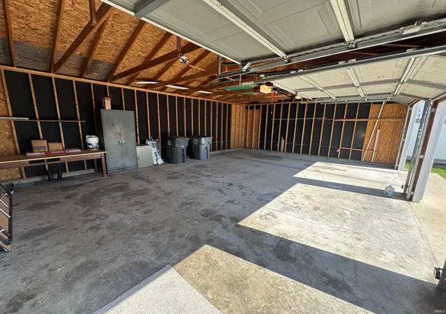 Photo 25 of Sale Pending at 1209 N Boeke Rd, Evansville, IN 47711 | MLS# 202632188 | Listing updated on 2026-10-08