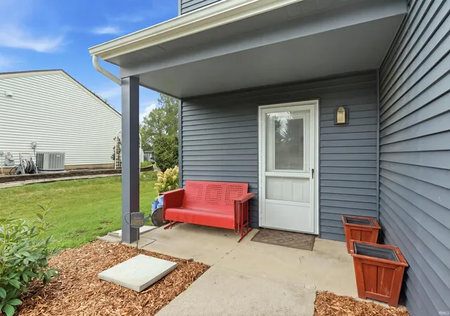 Photo 3 of Sale Pending at 2115 Cortez Dr, Kendallville, IN 46755 | MLS# 202632604 | Listing updated on 2026-09-16