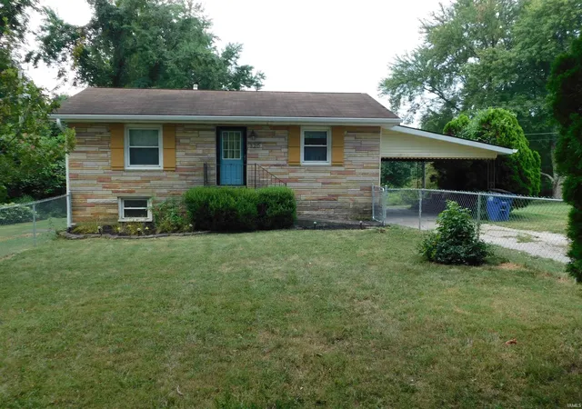 Photo 2 of Manufactured home for sale at 320 20th Street, Bedford, IN 47421 | MLS# 202632691 | Listing updated on 2026-09-12