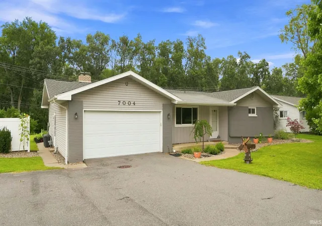 Photo 3 of Manufactured home for sale at 7004 Westlawn Dr, Fort Wayne, IN 46804 | MLS# 202632701 | Listing updated on 2026-09-13