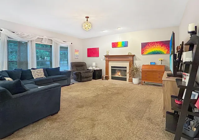 Photo 4 of Sale Pending at 1909 Kyverdale Dr, Lafayette, IN 47909 | MLS# 202632910 | Listing updated on 2026-09-14