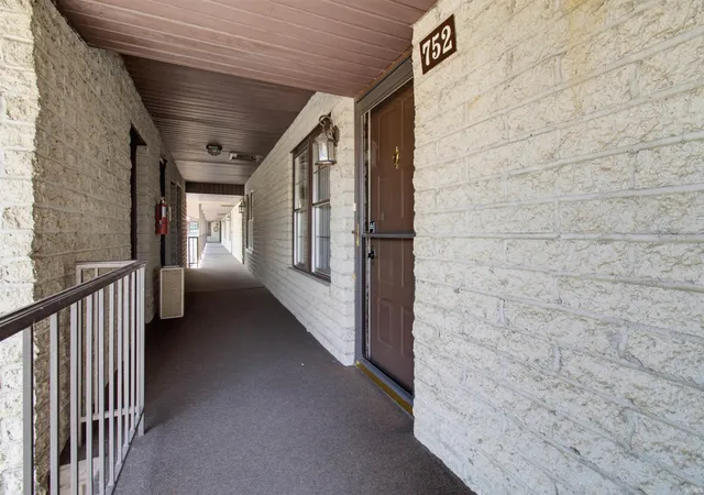 Photo 2 of Condo for sale at 752 Senate Ave, Evansville, IN 47711 | MLS# 202633392 | Listing updated on 2026-09-17