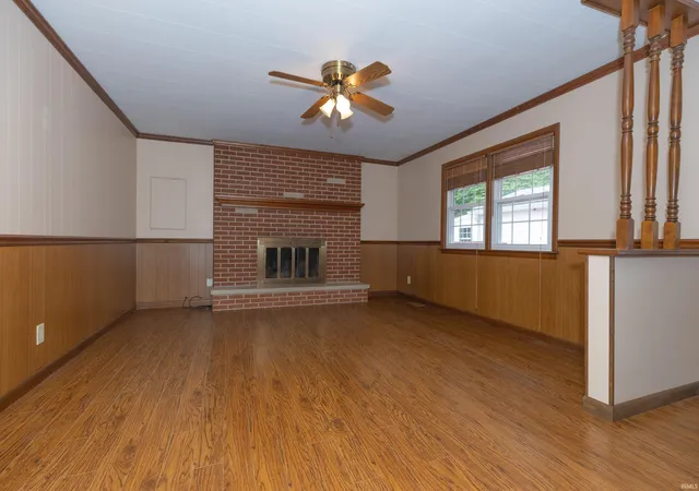 Photo 3 of Manufactured home for sale at 1923 Dianne Ave, Evansville, IN 47714 | MLS# 202633748 | Listing updated on 2026-09-08