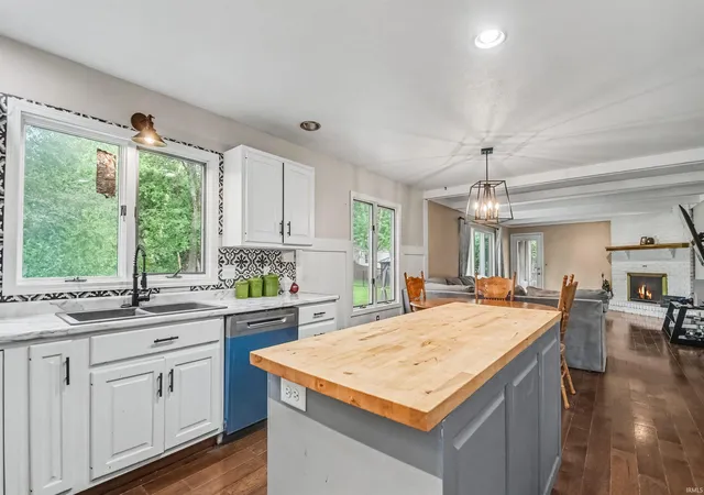 Photo 3 of Manufactured home for sale at 54563 Hunters Ct, Elkhart, IN 46514 | MLS# 202633778 | Listing updated on 2026-09-10