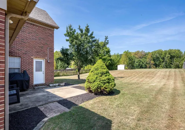 Photo 4 of Manufactured home for sale at 1714 Sterling Oaks Dr, Sellersburg, IN 47172 | MLS# 202634183 | Listing updated on 2026-10-12