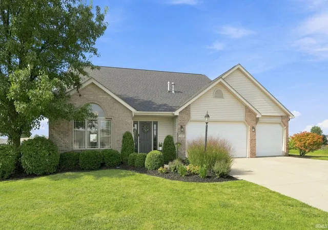 Photo 1 of Manufactured home for sale at 12303 Cliff View Ct, Fort Wayne, IN 46818 | MLS# 202634191 | Listing updated on 2026-09-17