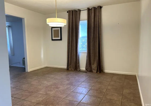 Photo 3 of Manufactured home for sale at 4413 Kensington Ave, Evansville, IN 47710 | MLS# 202634427 | Listing updated on 2026-09-11