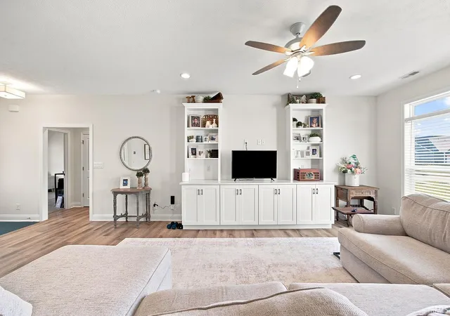 Photo 3 of Manufactured home for sale at 131 Fossey St, West Lafayette, IN 47906 | MLS# 202634459 | Listing updated on 2026-10-02