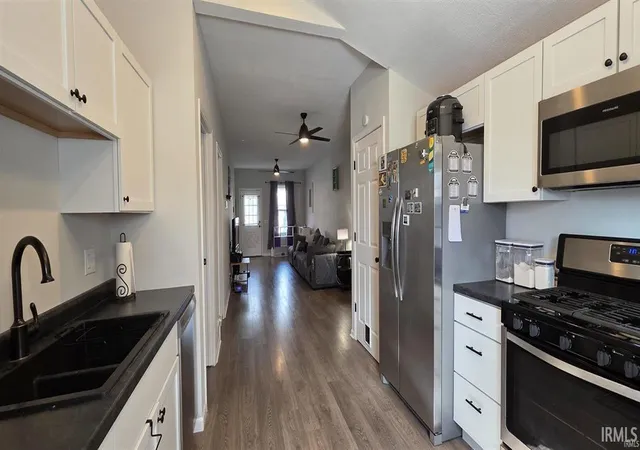 Photo 3 of Manufactured home for sale at 649 E Florida St, Evansville, IN 47711 | MLS# 202634611 | Listing updated on 2026-10-16