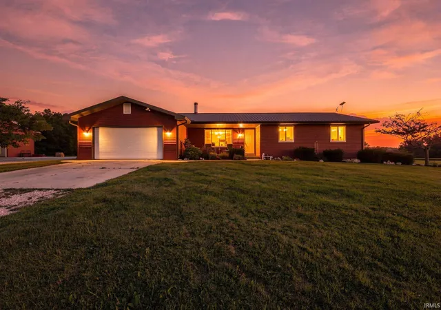 Photo 2 of Manufactured home for sale at 5155 E 200 N Rd, Columbia City, IN 46725 | MLS# 202634646 | Listing updated on 2026-09-22
