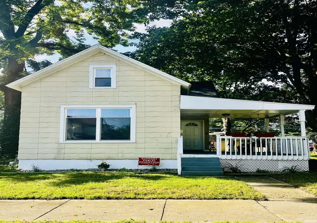 Photo 3 of Manufactured home for sale at 1719 Howell St, Fort Wayne, IN 46808 | MLS# 202634687 | Listing updated on 2026-09-10