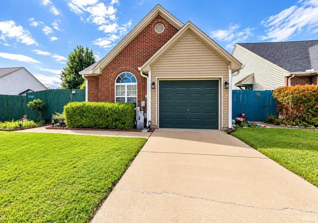 Photo 1 of Sale Pending at 9546 Cayes Dr, Evansville, IN 47725 | MLS# 202634734 | Listing updated on 2026-10-05