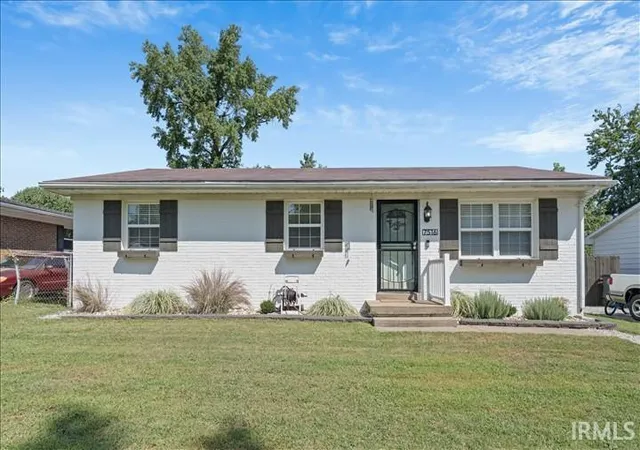 Photo 2 of Sale Pending at 7516 E Chandler Ave, Evansville, IN 47715 | MLS# 202634812 | Listing updated on 2026-09-18