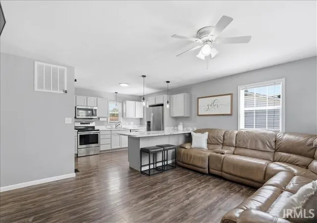 Photo 3 of Sale Pending at 7516 E Chandler Ave, Evansville, IN 47715 | MLS# 202634812 | Listing updated on 2026-09-18