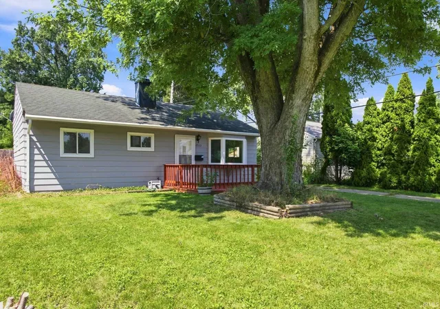 Photo 3 of Manufactured home for sale at 2532 Foxhall Dr, Lafayette, IN 47909 | MLS# 202634984 | Listing updated on 2026-09-05