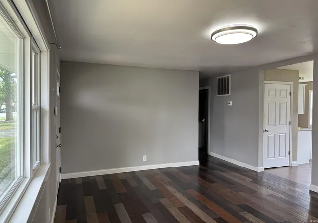 Photo 2 of Manufactured home for sale at 1941 Lynwood Dr, Kokomo, IN 46901 | MLS# 202635018 | Listing updated on 2026-09-11