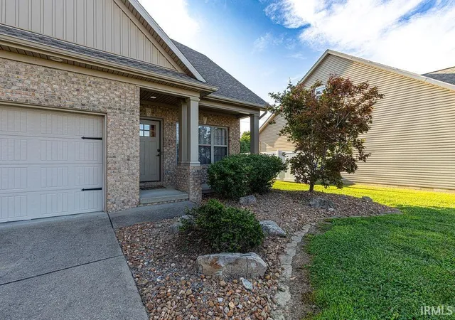 Photo 2 of Manufactured home for sale at 3749 Arbor Pointe Dr, Newburgh, IN 47630 | MLS# 202635139 | Listing updated on 2026-09-10