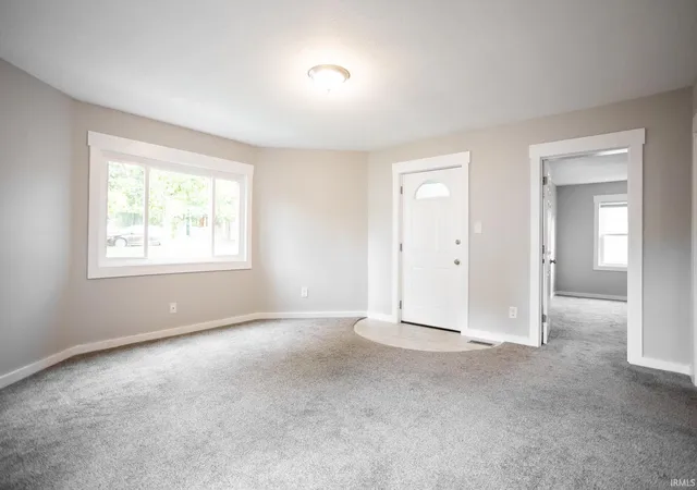 Photo 3 of Manufactured home for sale at 915 N Jackson St, Bloomington, IN 47404 | MLS# 202635166 | Listing updated on 2026-09-11