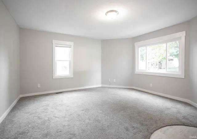 Photo 4 of Manufactured home for sale at 915 N Jackson St, Bloomington, IN 47404 | MLS# 202635166 | Listing updated on 2026-09-11