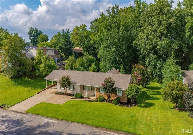 Photo 2 of Sale Pending at 7588 Broadview Dr, Newburgh, IN 47630 | MLS# 202635394 | Listing updated on 2026-09-08