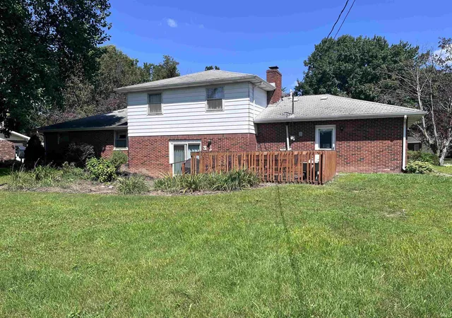 Photo 2 of Manufactured home for sale at 1311 Roberts Dr, Kokomo, IN 46902 | MLS# 202635440 | Listing updated on 2026-10-01