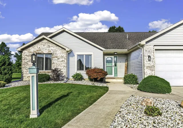 Photo 2 of Manufactured home for sale at 17705 Juniper Ln, Leo, IN 46765 | MLS# 202635458 | Listing updated on 2026-10-01