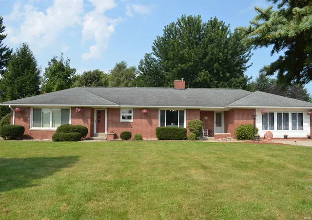 Manufactured home for sale at 1574 N Main St, Nappanee, IN 46567 | MLS# 202635521