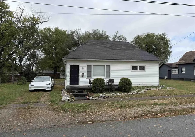 Photo 1 of Manufactured home for sale at 1332 Oak St, Bridgeport, IL 62417 | MLS# 202635528 | Listing updated on 2026-10-14