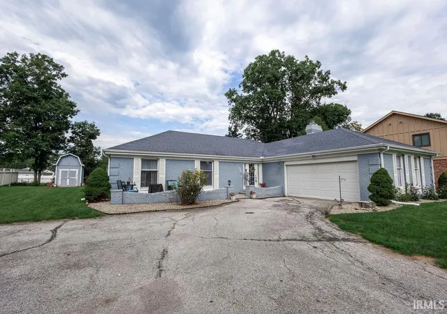 Photo 2 of Manufactured home for sale at 1703 N Hawthorne Rd, Marion, IN 46952 | MLS# 202635615 | Listing updated on 2026-09-11