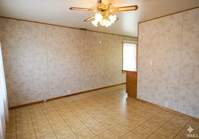 Photo 3 of Manufactured home for sale at 419 Greenleaf Dr, Evansville, IN 47710 | MLS# 202635642 | Listing updated on 2026-09-10