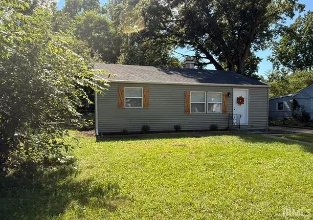 Photo 3 of Manufactured home for sale at 1320 Eastbrook Dr, South Bend, IN 46616 | MLS# 202635681 | Listing updated on 2026-09-09