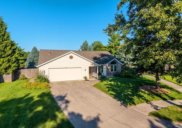 Photo 1 of Manufactured home for sale at 1529 Faulkner Ct, Fort Wayne, IN 46815 | MLS# 202635783 | Listing updated on 2026-09-14