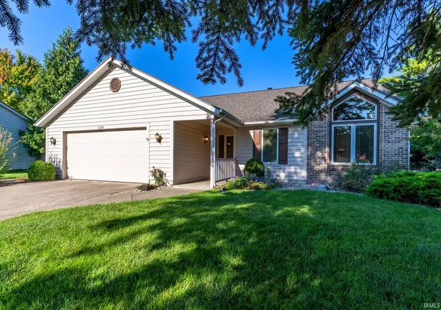 Photo 2 of Manufactured home for sale at 1529 Faulkner Ct, Fort Wayne, IN 46815 | MLS# 202635783 | Listing updated on 2026-09-14