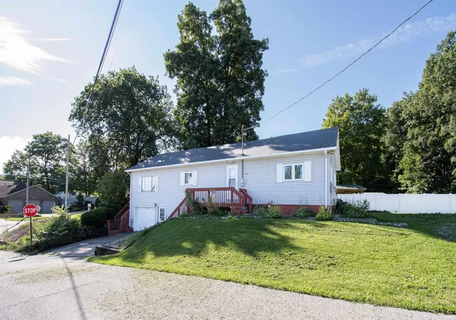 Photo 4 of Manufactured home for sale at 427 2nd Street, Rome City, IN 46784 | MLS# 202635871 | Listing updated on 2026-09-18